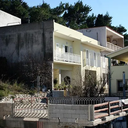 6051b Apartament Drašnice
