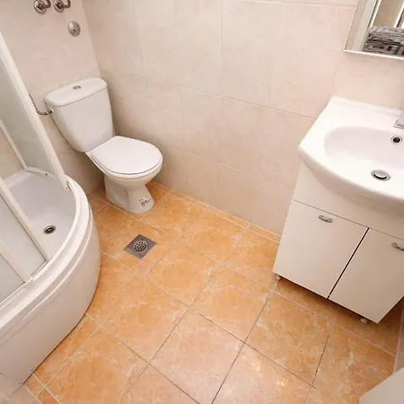 Apartament 6051b