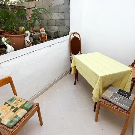 Apartament 6051b *