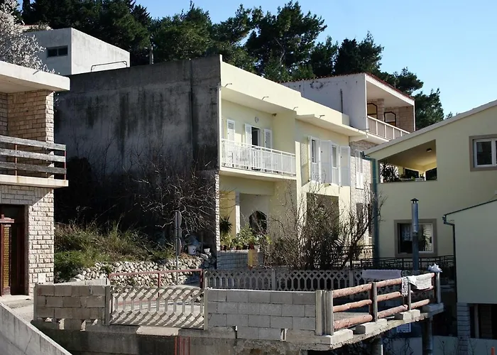 6051b Apartament Drašnice